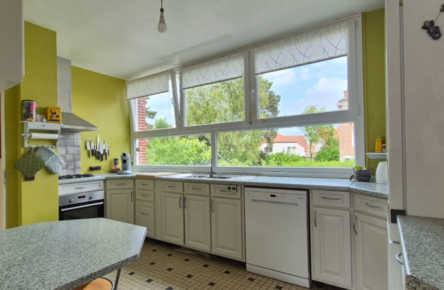 Maison Loos 5 pièce(s) 90 m2  Sous compromis 