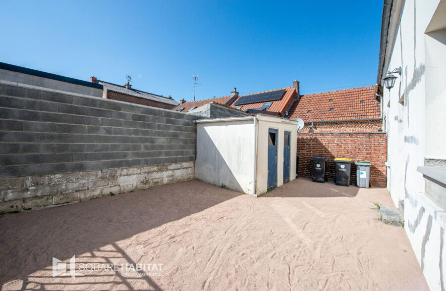 Maison rénovée 141m², 4 chambres, cour, cave