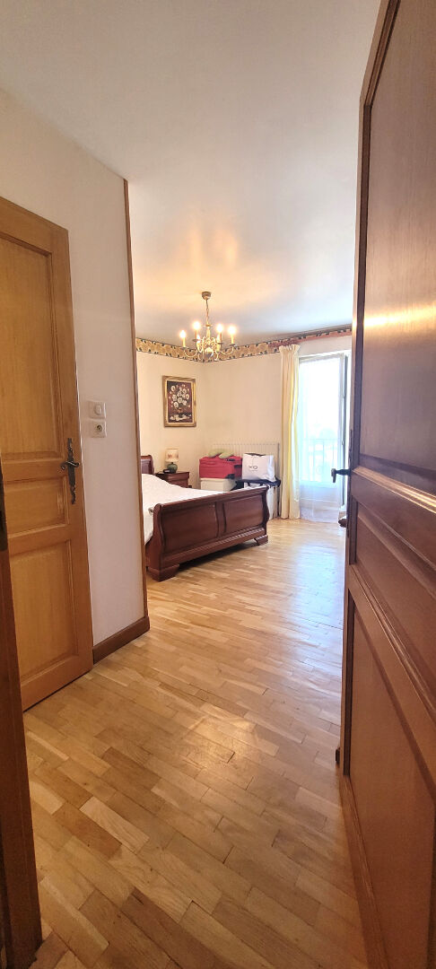 Maison Cambrai 8 pièce(s) 214 m2