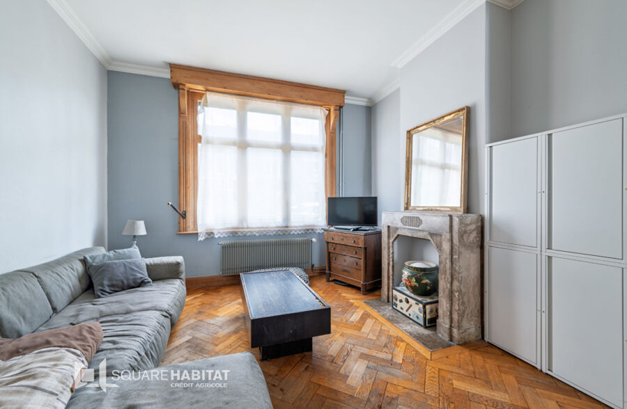 Proximité immédiate de la Deûle, belle maison des années 30 avec 4 chambres et magnifique jardin