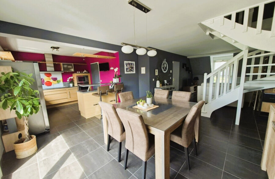 Semi-Individuelle de 100m² Quatre Chambres