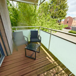 T2 AVEC BALCON + 2 PARKINGS