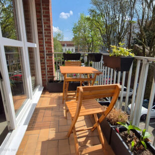 Centre : Appartement impeccable Avec Balcon et parking en sous-sol
