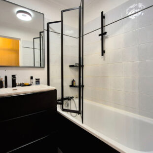 Centre : Appartement impeccable Avec Balcon et parking en sous-sol