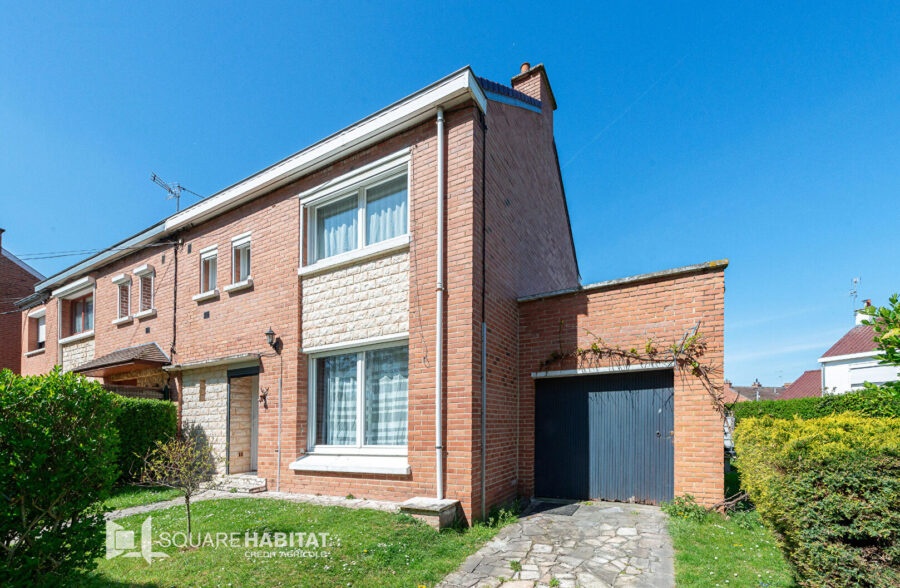 MAISON SEMI I–DIVIDUELLE  Sous compromis 