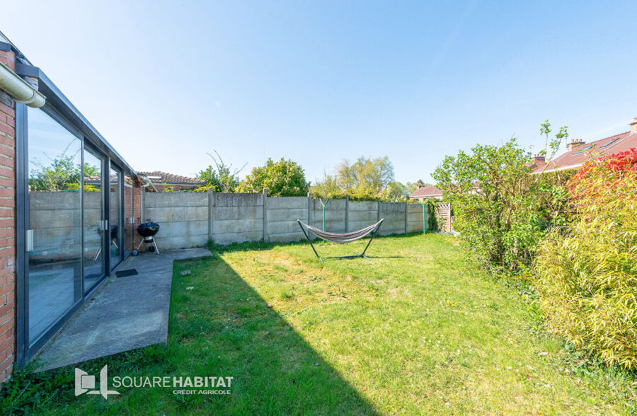 MAISON SEMI I–DIVIDUELLE  Sous compromis 