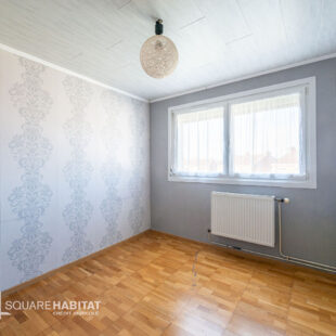MAISON SEMI I–DIVIDUELLE  Sous compromis 