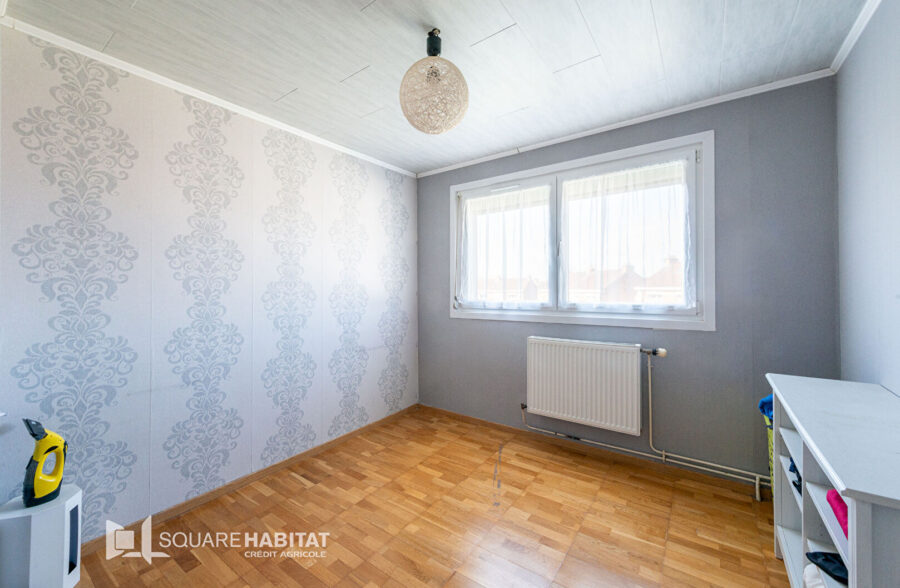 MAISON SEMI I–DIVIDUELLE  Sous compromis 