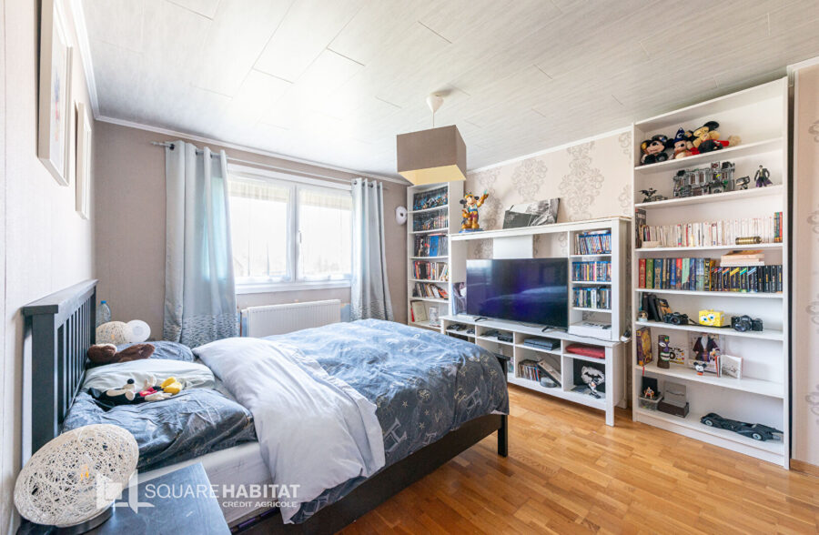 MAISON SEMI I–DIVIDUELLE  Sous compromis 