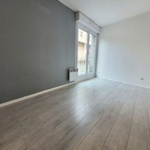 LILLE SEBASTOPOL – GAMBETTA : Type 3 en duplex inversé avec parking individuelle
