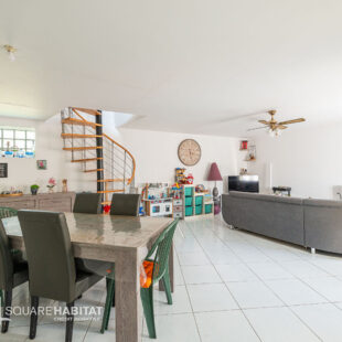 Immeuble de rapport Louvroil 9 pièce(s) 193 m2