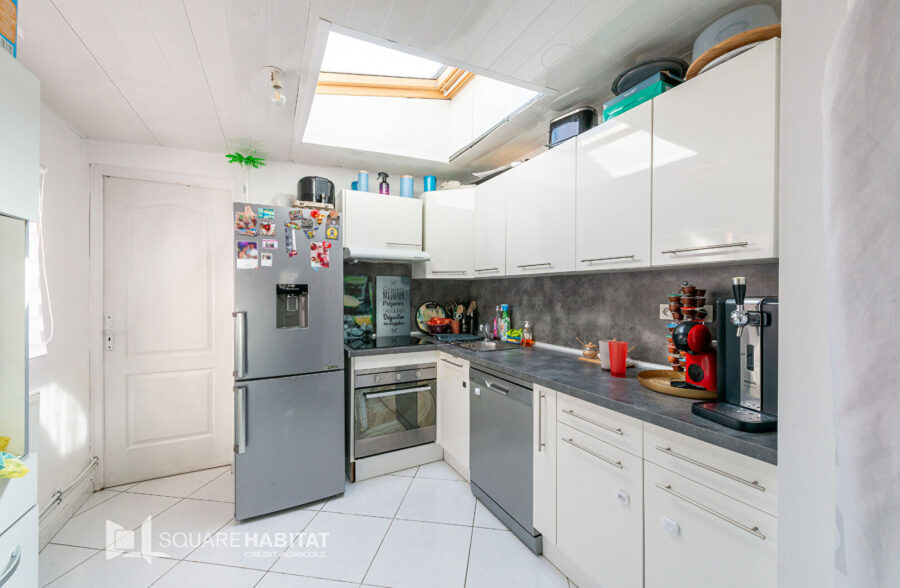 Immeuble de rapport Louvroil 9 pièce(s) 193 m2