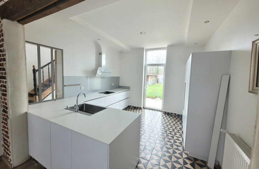 Maison Hasnon 8 pièce(s) 130 m2