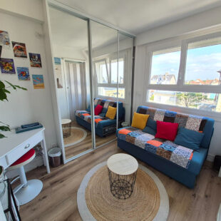 Front de mer ! Exclusivité ! Studio entièrement rénové et meublé avec cave !!