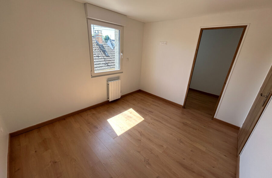 Maison neuve, individuelle, 3 chambres, jardin