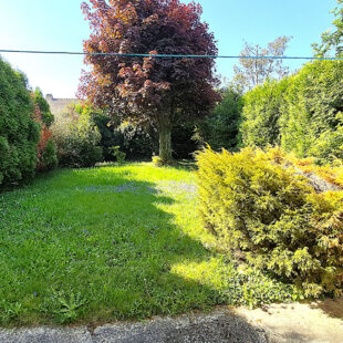Maison bâtir à proximité immédiate du métro avec garage attenant et joli jardin SUD