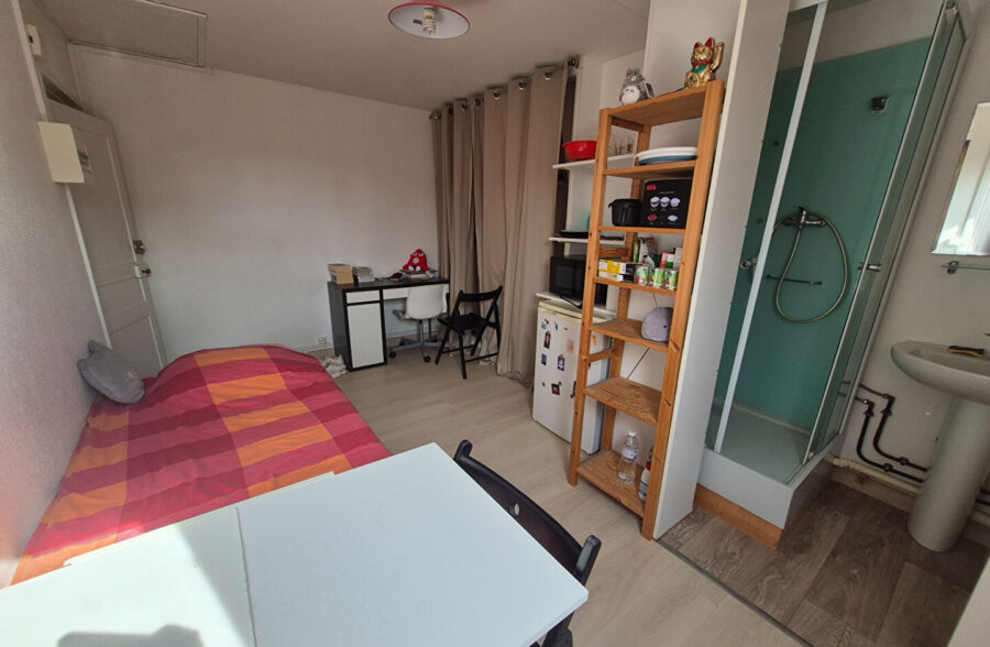 RONCHIN – IMMEUBLE DE RAPPORT OU MAISON FAMILIALE – CENTRE VILLE – JARDIN – 5 CHAMBRES