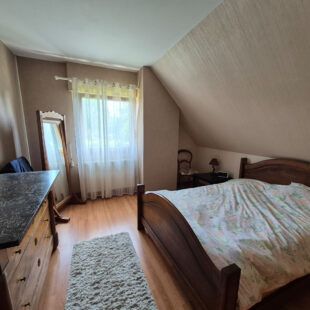 Maison Jolimetz 10 pièce(s) 180 m2