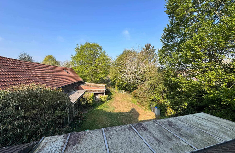 MAISON FAMILIALE  SUR PARCELLE DE  4925m² !