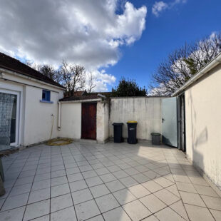 Maison brique individuelle avec garage