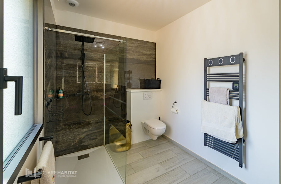 Pavillon moderne individuel semi plain pied