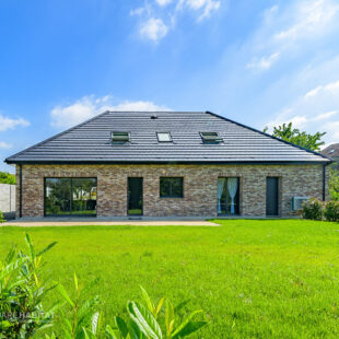 Pavillon moderne individuel semi plain pied