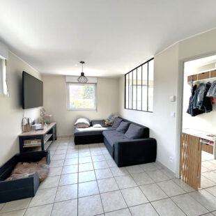 Pavillon 4 chambres + 1 bureau PLAIN PIED