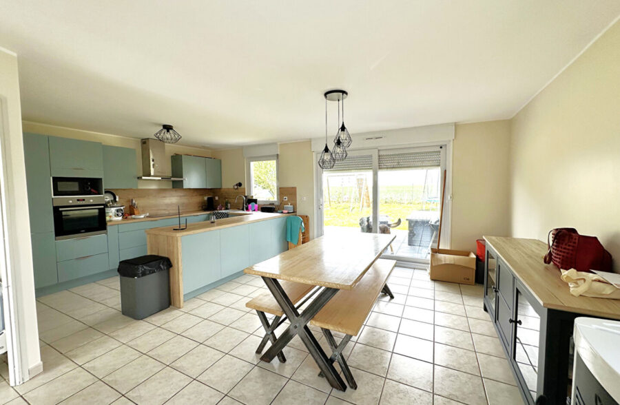 Pavillon 4 chambres + 1 bureau PLAIN PIED