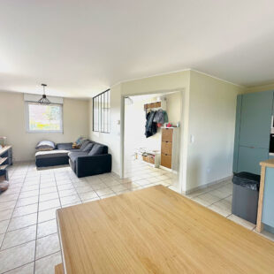 Pavillon 4 chambres + 1 bureau PLAIN PIED
