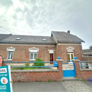 LOT DE BATIMENTS : Charmante maison habitable de plain pied + Atelier de 112m² + GARAGES