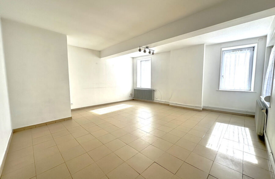 Plain pied en plein centre de Caudry