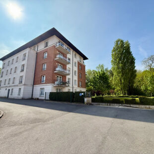 Appartement et Parking privé