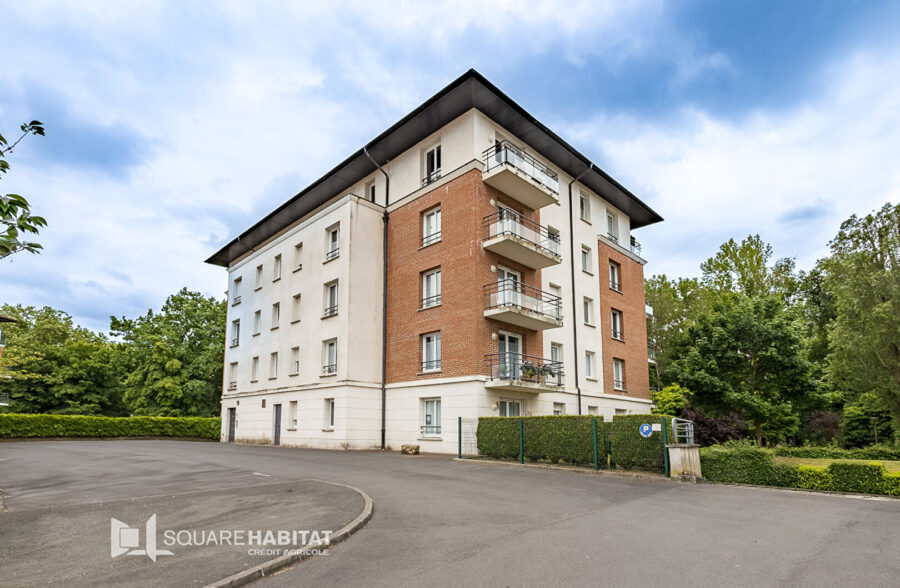 Appartement et Parking privé