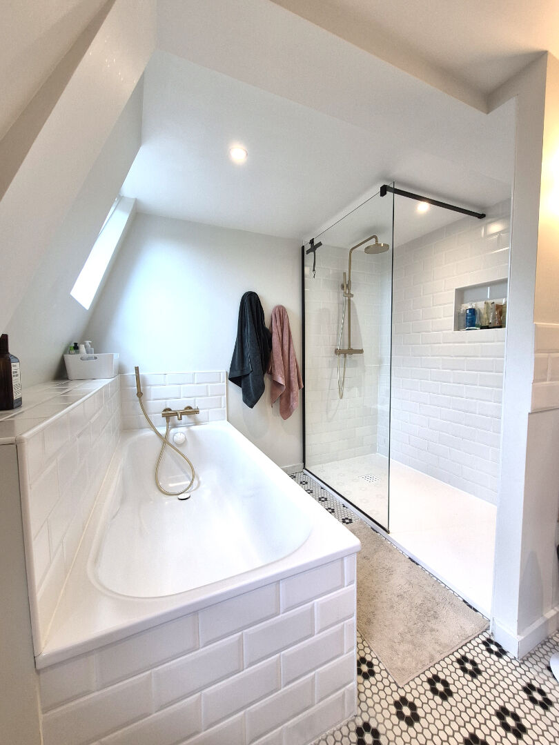 Maison Cambrai 12 pièce(s) 275 m2  Sous offre 