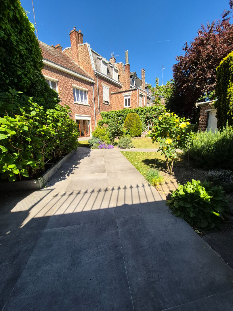 Maison Cambrai 10 pièce(s) 158 m2