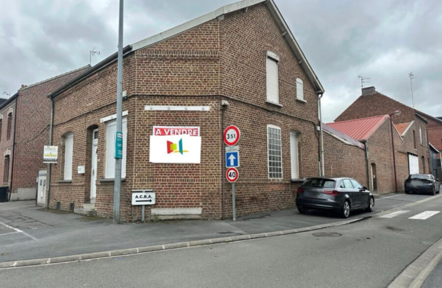 Maison Cambrai avec hangar