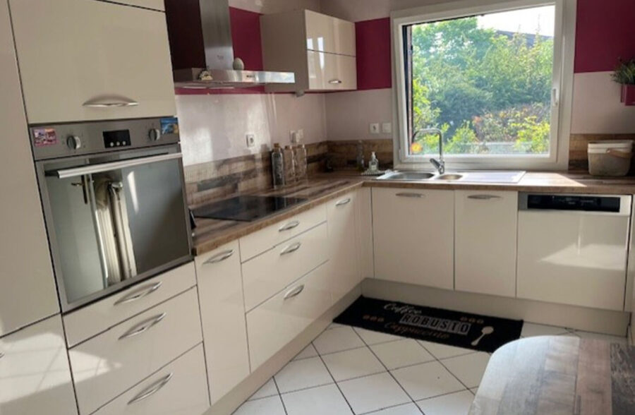 Superbe villa individuelle de 1996  Sous offre 