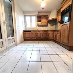 Maison Cambrai 7 pièce(s) 12 m2