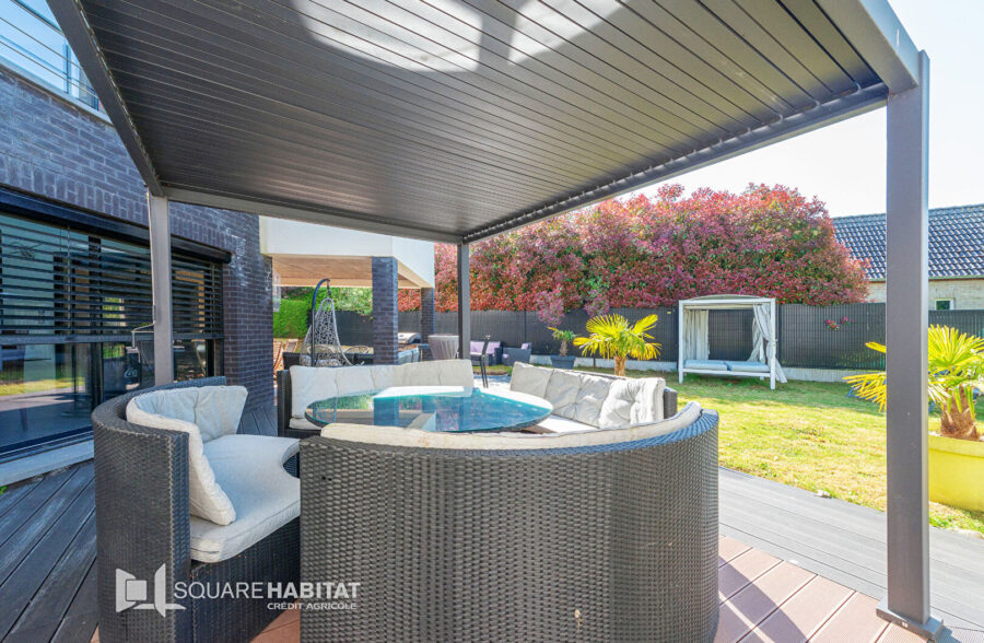 MAISON CUBIQUE INDIVIDUELLE DE 230 M² AVEC GARAGE  Sous compromis 