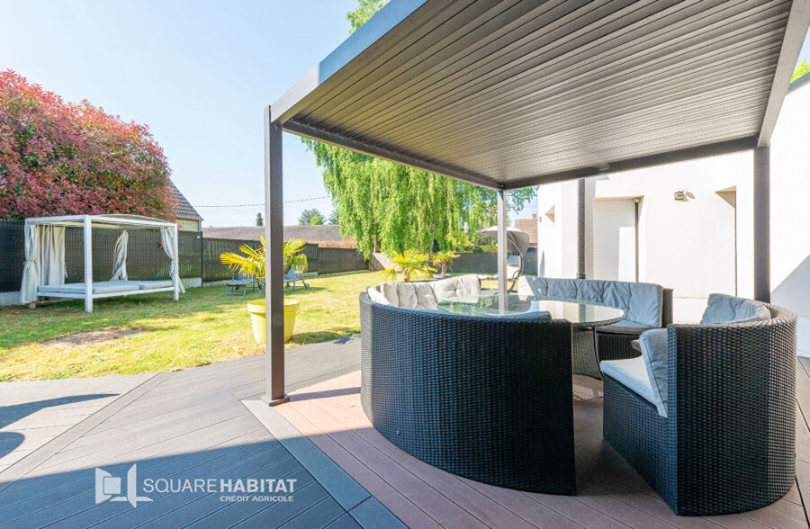 MAISON CUBIQUE INDIVIDUELLE DE 230 M² AVEC GARAGE  Sous compromis 