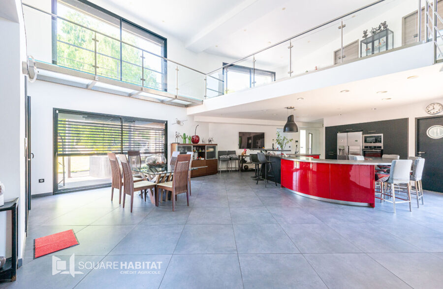 MAISON CUBIQUE INDIVIDUELLE DE 230 M² AVEC GARAGE  Sous compromis 