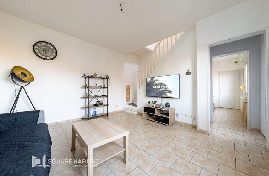 Maison 2 chambres avec garage!!
