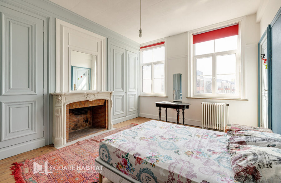 MAISON DE MAITRE A RESTAURER EN CENTRE VILLE