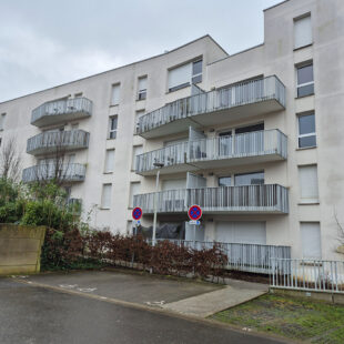 T2 de 42 m² en résidence de 2017 avec terrasse et parking
