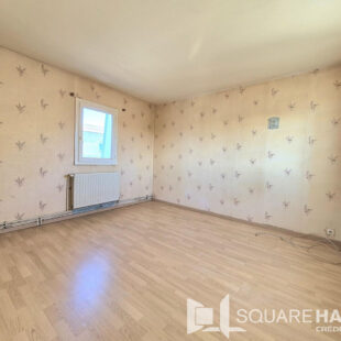 Maison de ville à conforter  Sous compromis 