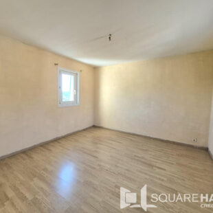 Maison de ville à conforter  Sous compromis 