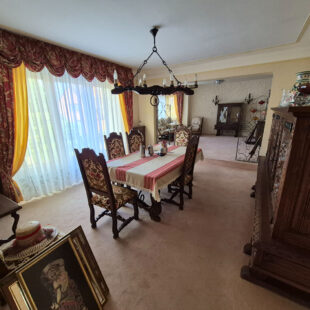 Maison à Bruay La Buissiere  de 147 m²