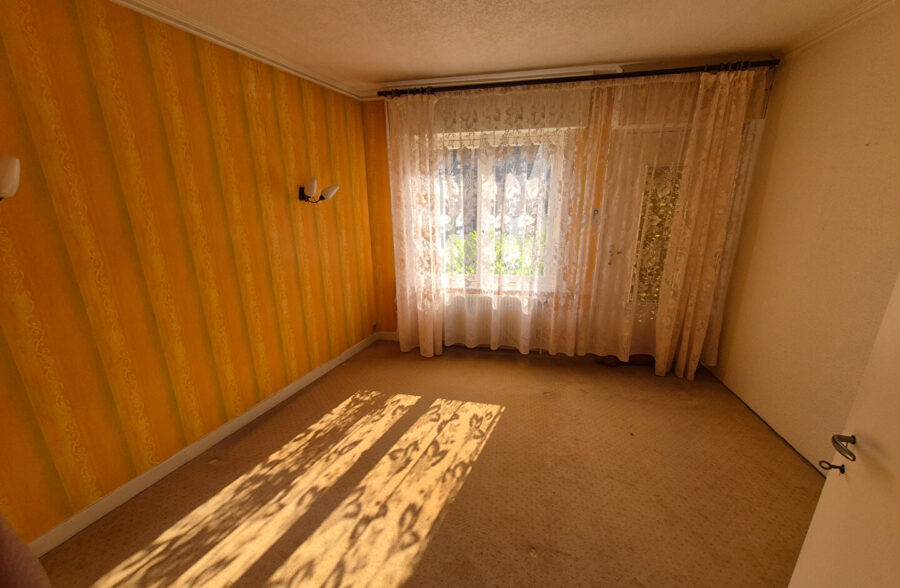 Maison à Bruay La Buissiere  de 147 m²