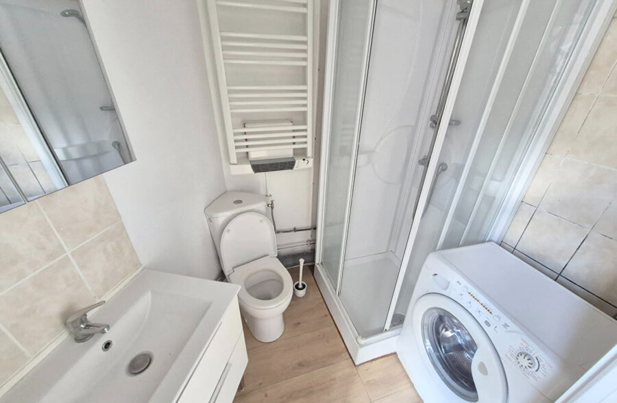 EXCLUSIVITE : APPARTEMENT EN DUPLEX AVEC CAVE  PROCHE METRO