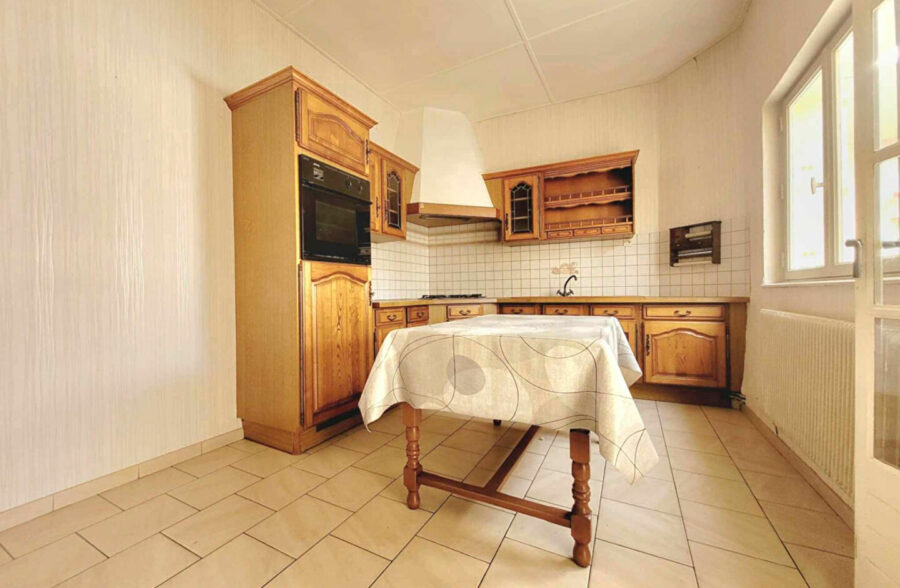 Maison 3 chambres 1 bureau jardin